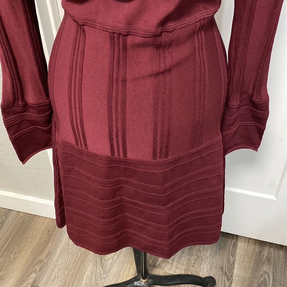LEON MAX LIMITED EDITION KNIT DRESS RED LONG SLEEVE SIZE LARGE - Picture 13 of 16